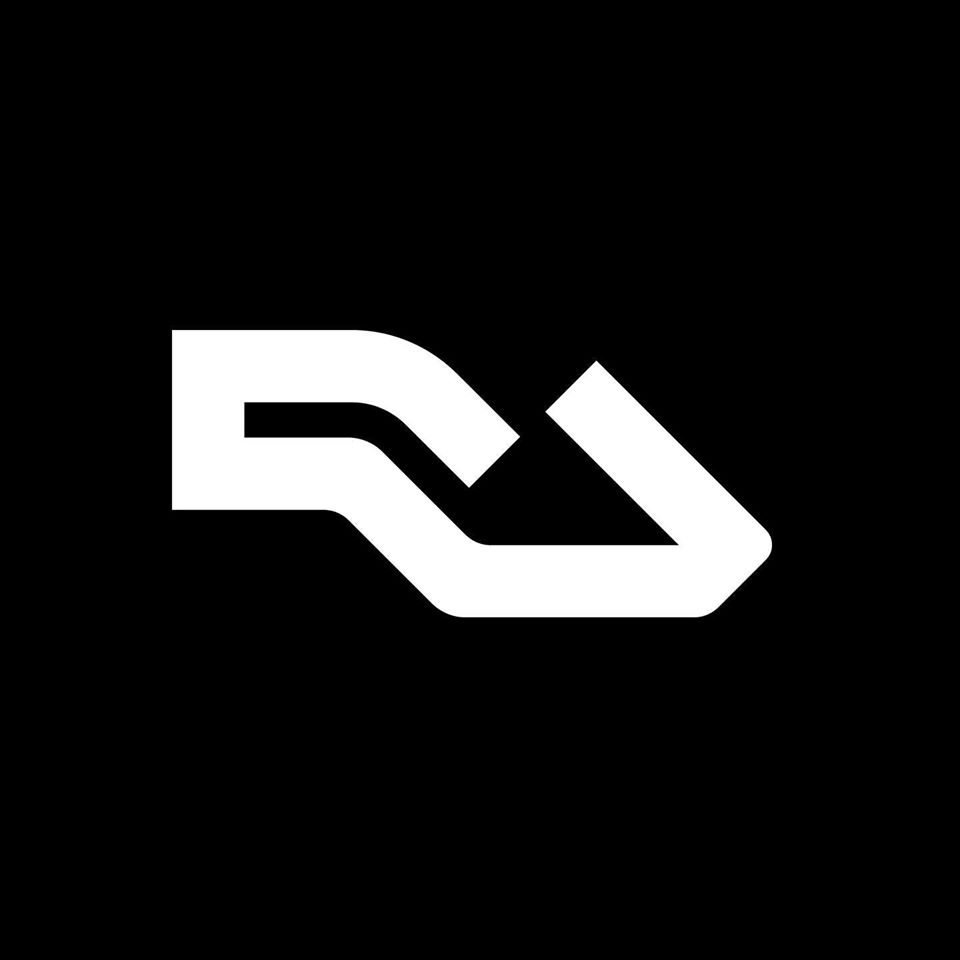 Resident advisor pluginboutique